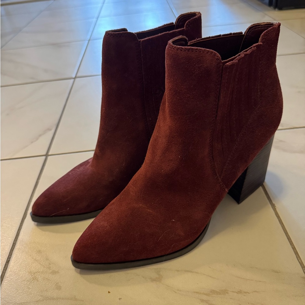 Elegant Brown Suede Ankle Boots